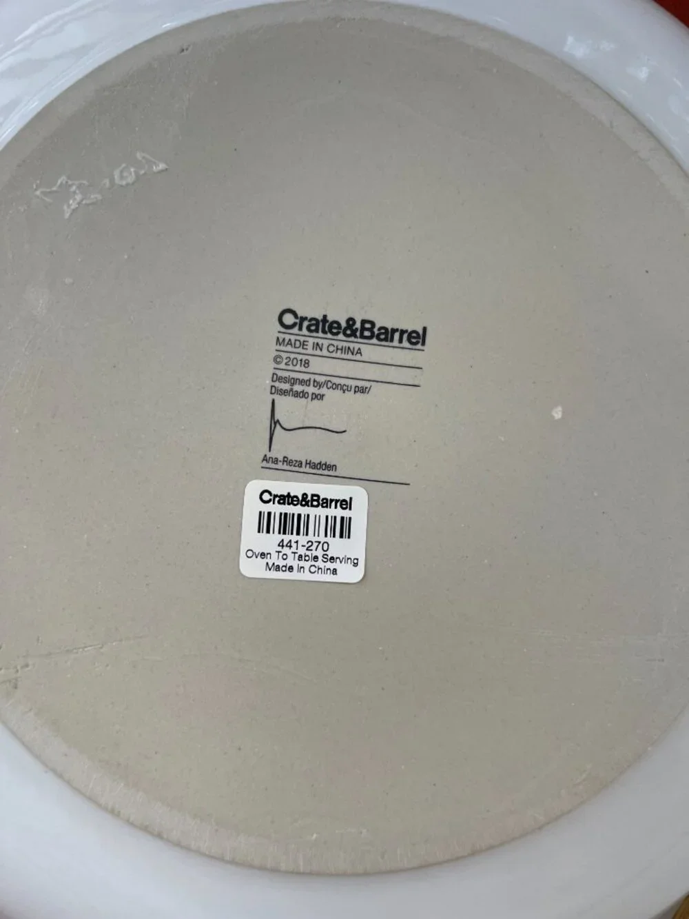 NIB Crate&Barrel Oven-to-Table Serving Bowl with Dark Wood Trivet